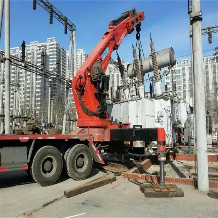 荣县就近吊车出租|工地厂房吊装设备租赁|24小时高效响应