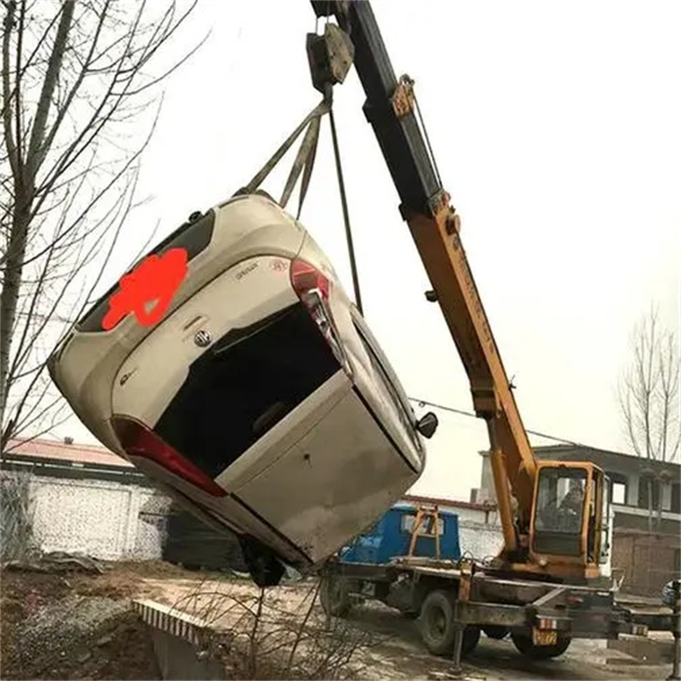 荣县随时待命，吊车24小时道路救援服务全解析